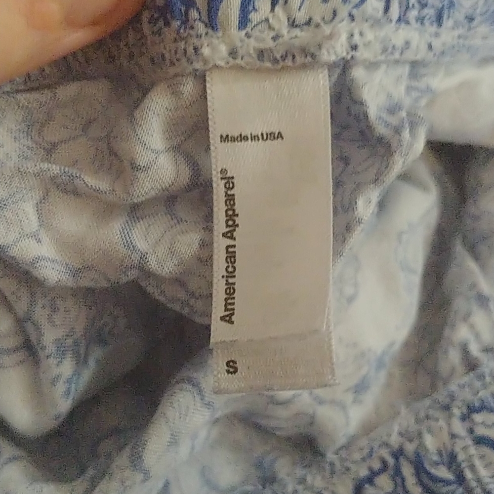 NWOT blue and white paisley draw string pants - Picture 2 of 2